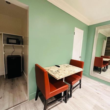 Casa Blanca Inn&Suites Whittier Bagian luar foto