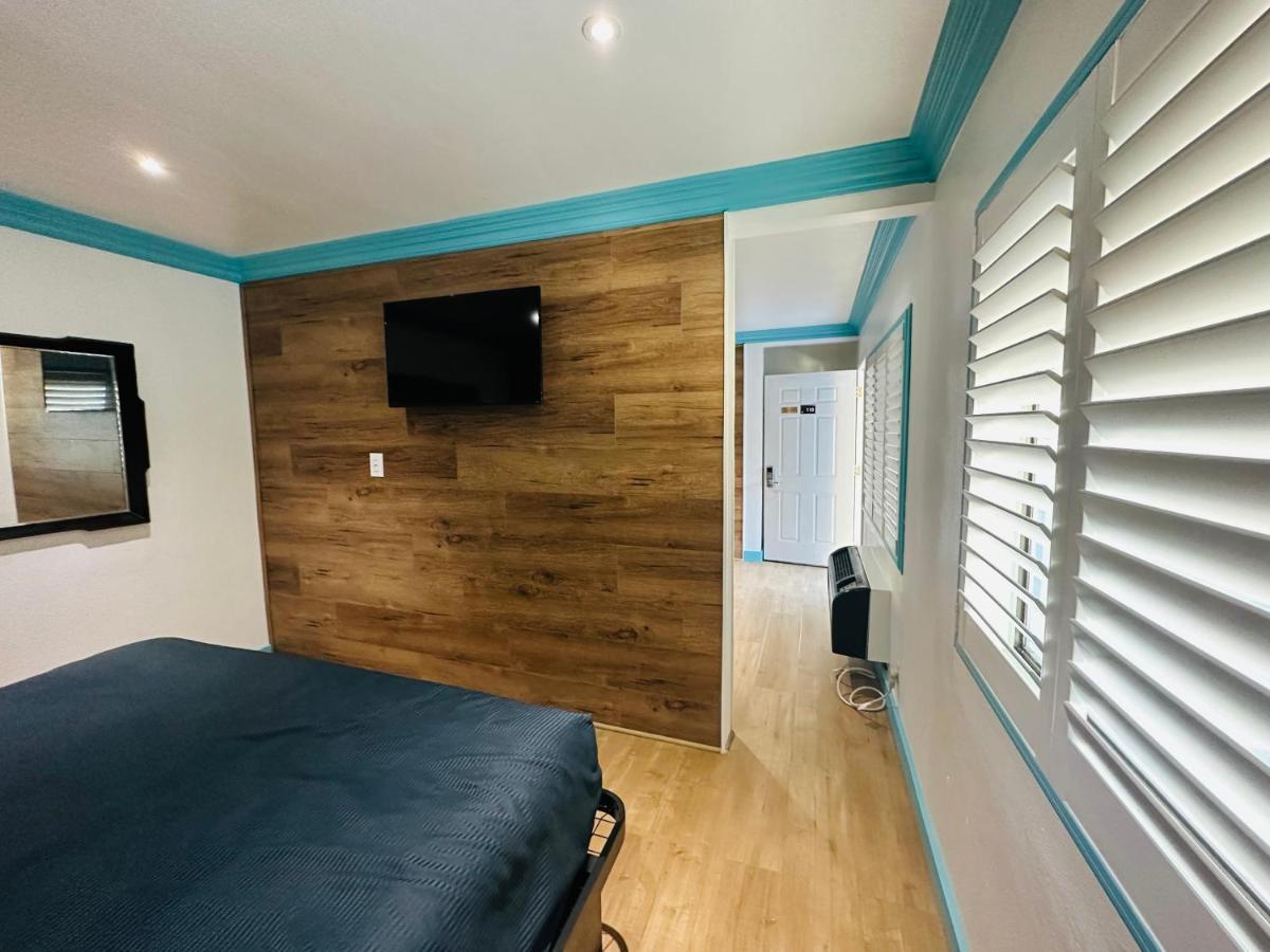 Casa Blanca Inn&Suites Whittier Bagian luar foto