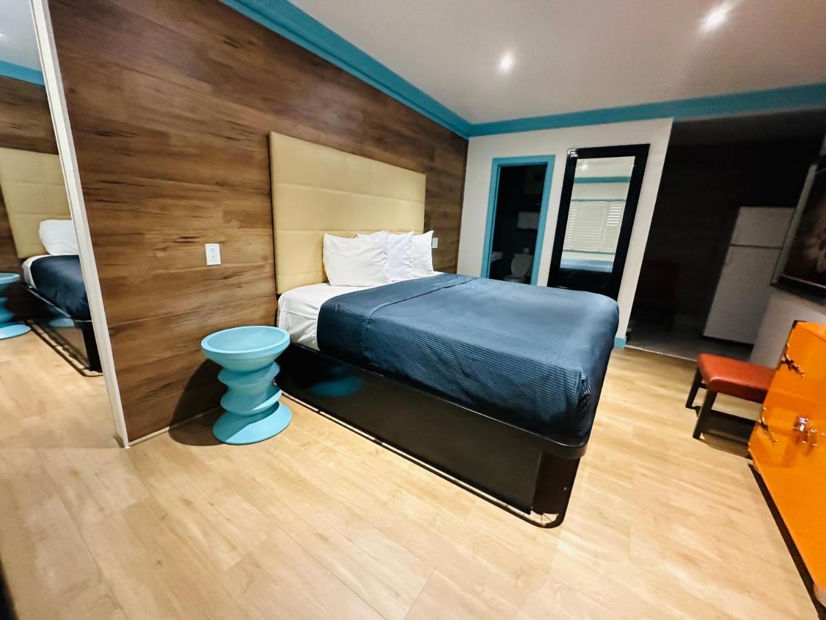 Casa Blanca Inn&Suites Whittier Bagian luar foto