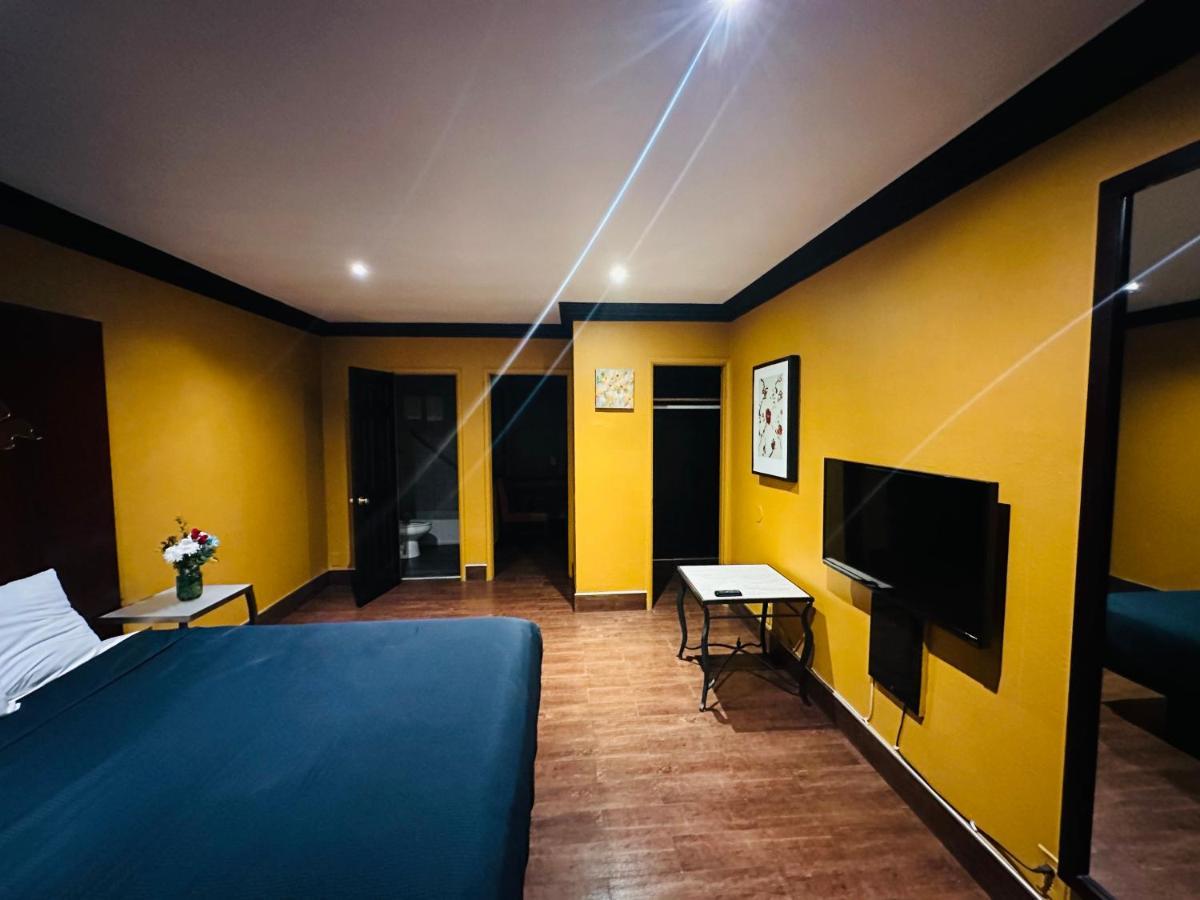 Casa Blanca Inn&Suites Whittier Bagian luar foto