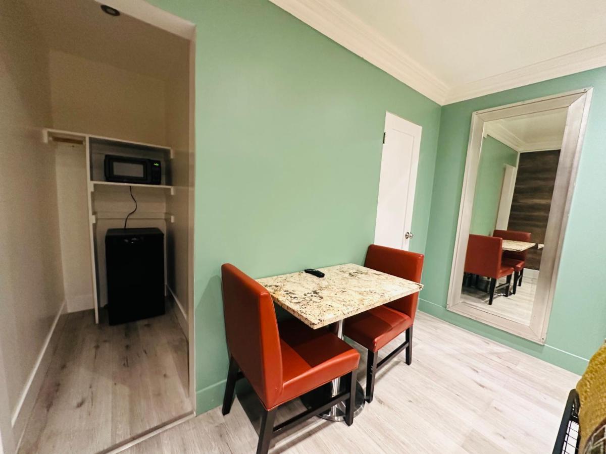 Casa Blanca Inn&Suites Whittier Bagian luar foto